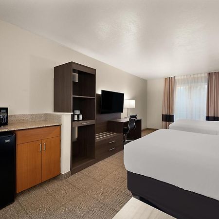 Comfort Inn & Suites Fenton Exterior photo