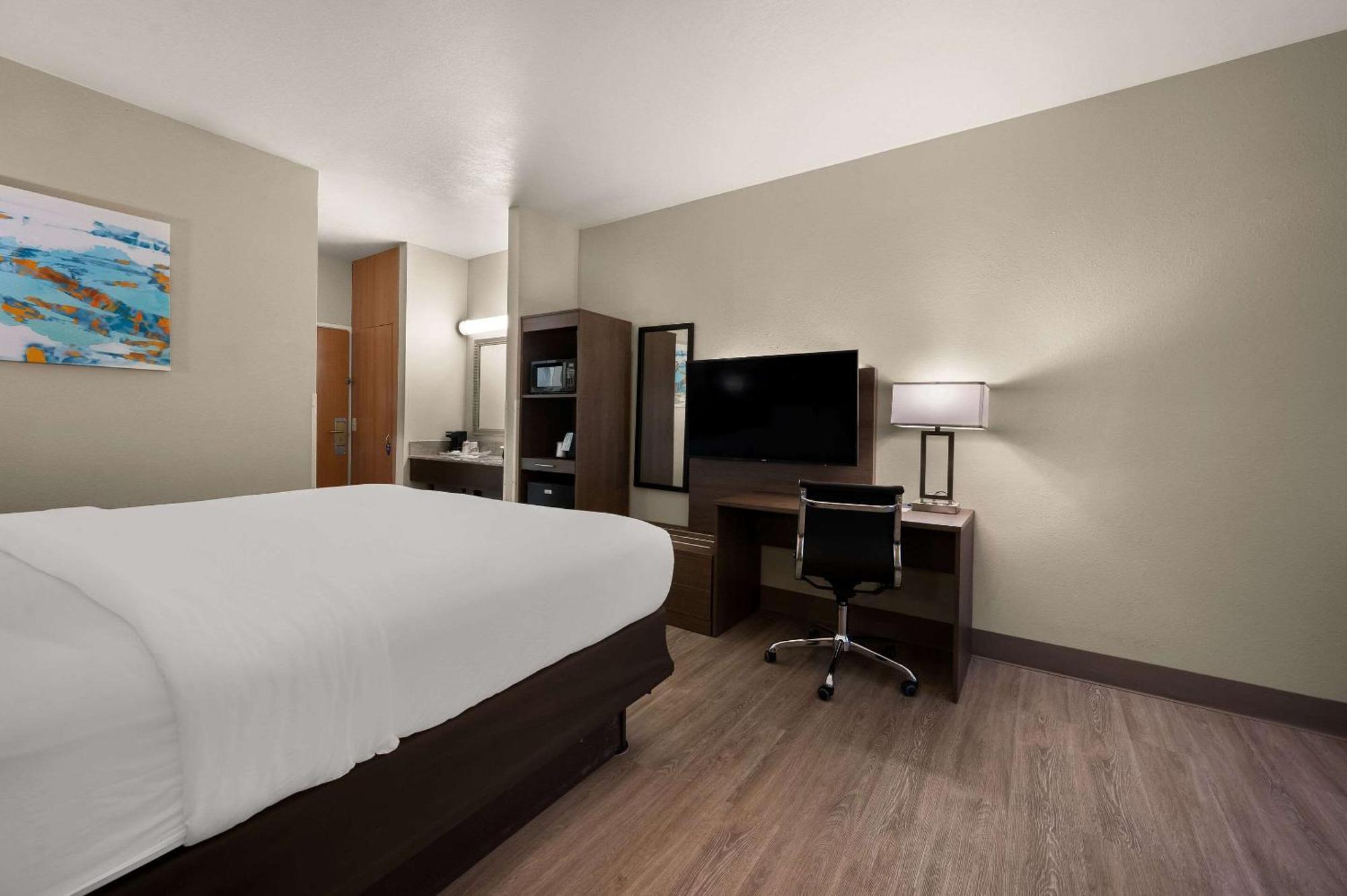 Comfort Inn & Suites Fenton Exterior photo