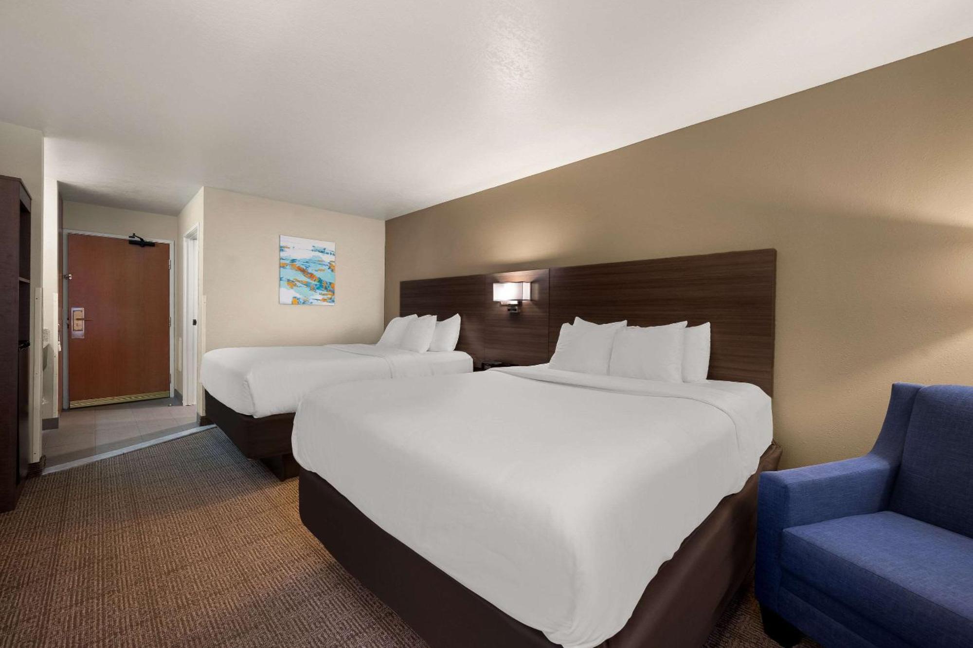 Comfort Inn & Suites Fenton Exterior photo