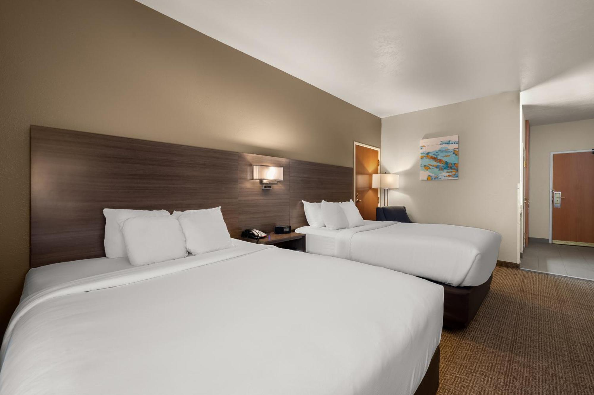 Comfort Inn & Suites Fenton Exterior photo