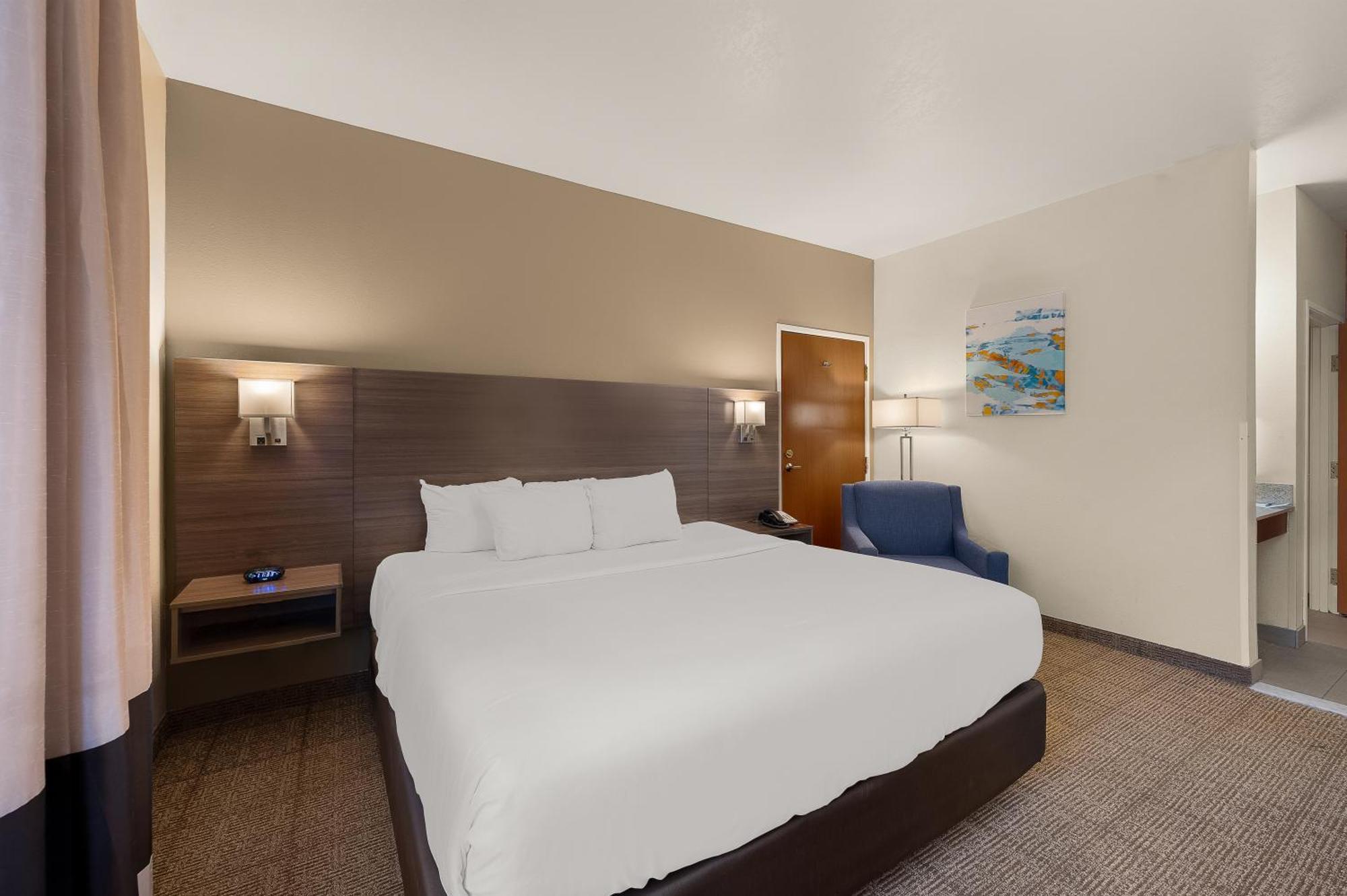 Comfort Inn & Suites Fenton Exterior photo